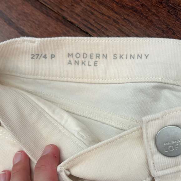 NWT LOFT Cream Corduroy Skinny Pants - Picture 2 of 5
